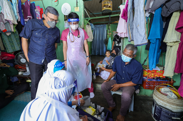 马来西亚国民大学学费全面解析：本科、研究生、MBA 全覆盖